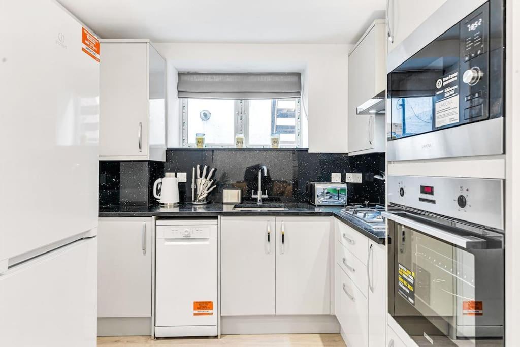 Luxstay Holland Park Apartment With Ac London Ngoại thất bức ảnh