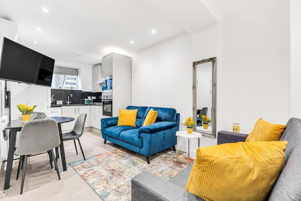 Luxstay Holland Park Apartment With Ac London Ngoại thất bức ảnh